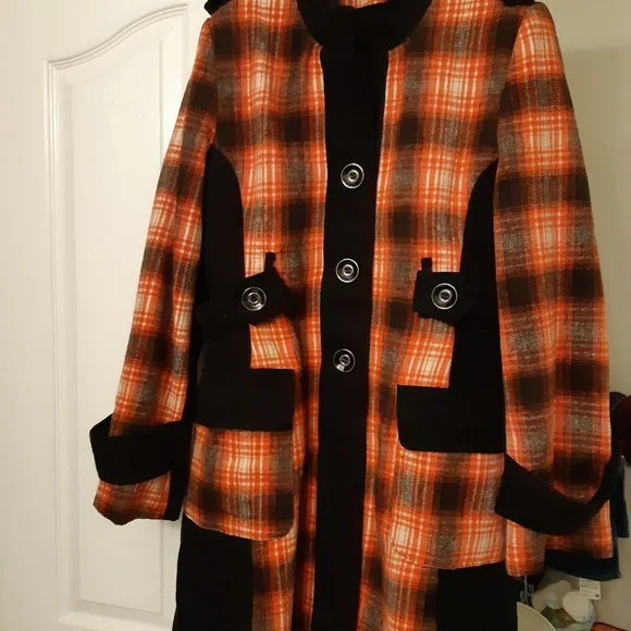 Paparazzi Wool Jacket Orange, White and Black Medium size - Picture 1 of 16